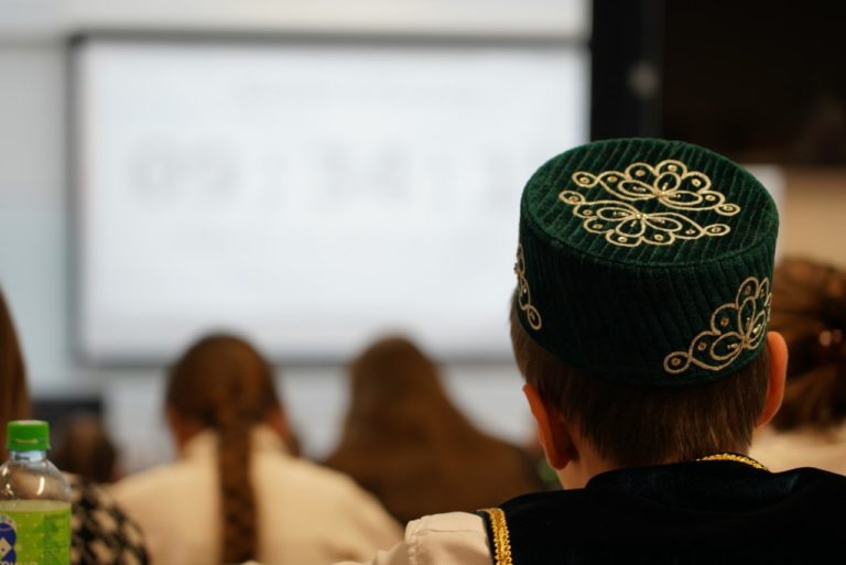 Стартовали республиканские муниципальные олимпиады по родным языкам и геологии