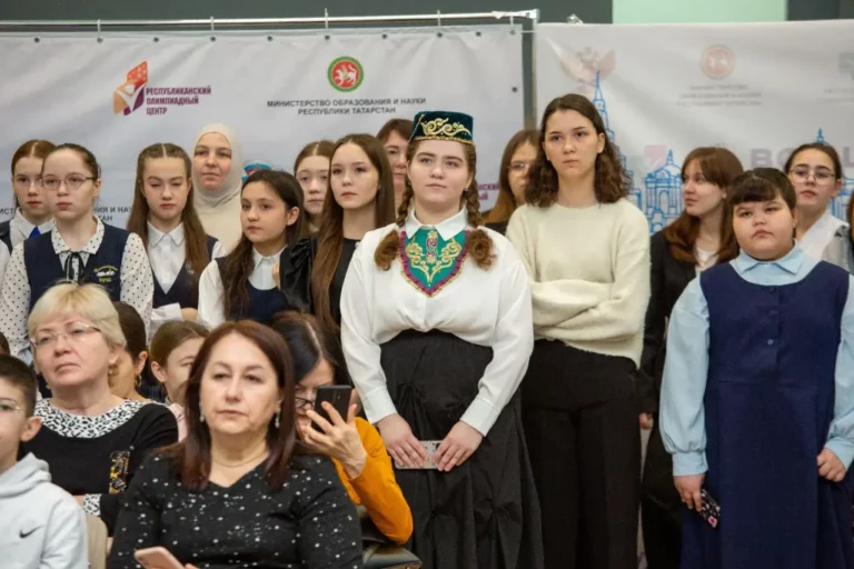 Заключительный этап республиканской олимпиады школьников по родному (татарскому) языку для ребят из школ с русским языком обучения