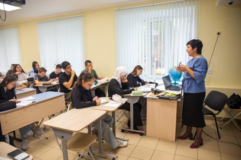 Учебно-тренировочные сборы  по родному (татарскому) языку для учащихся школ с татарским и русским языками обучения в рамках республиканской профильной смены «Билингва»